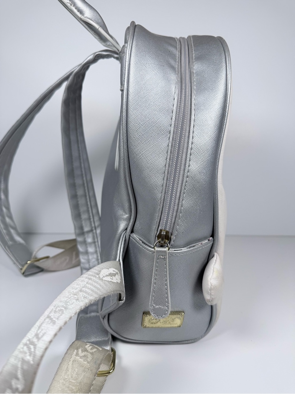 Betsey Johnson Luv Betsey White Ghost Casper Backpack Halloween Rare - Picture 7 of 16